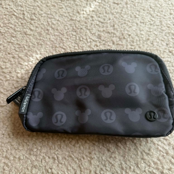 lululemon athletica Handbags - Lululemon x Disney Mickey Mouse Belt Bag Black NWT Everywhere 1L Rare